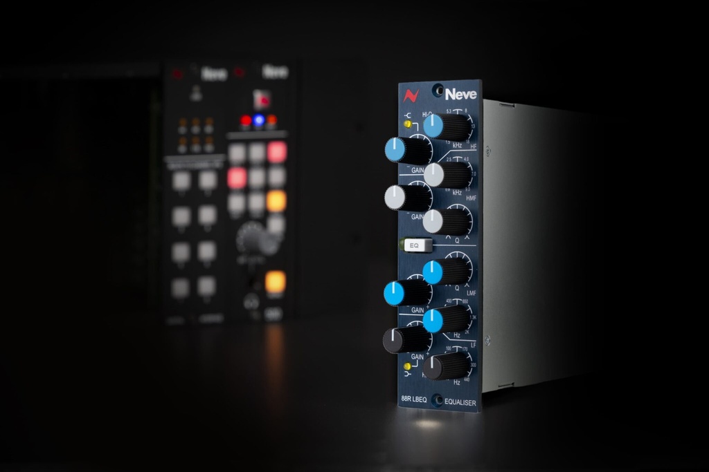 AMS Neve refined detail image 5